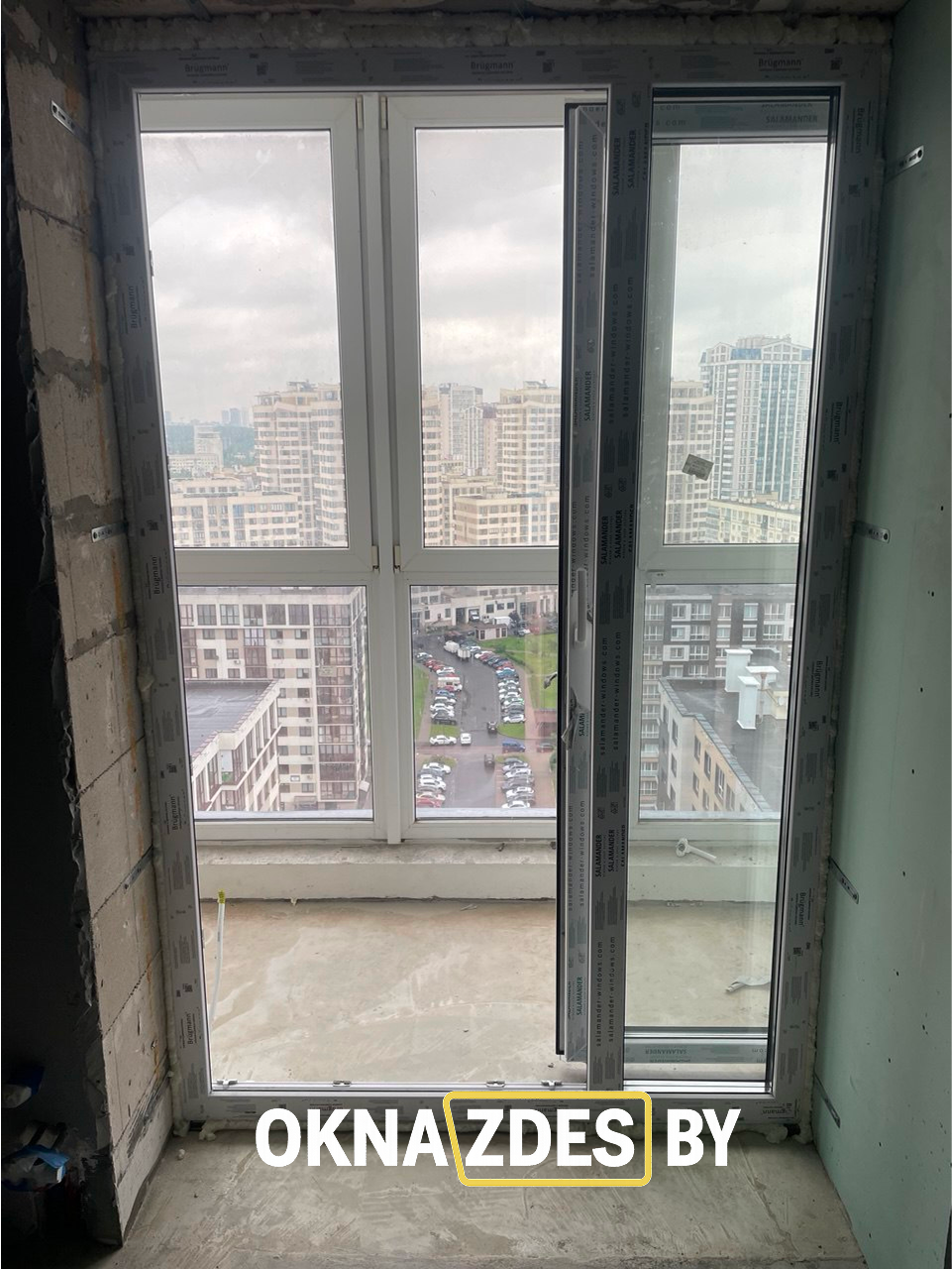 Балконный блок ПВХ Salamander и Brügmann, окно с раздвижной дверью на балкон, панорамный вид, Минск